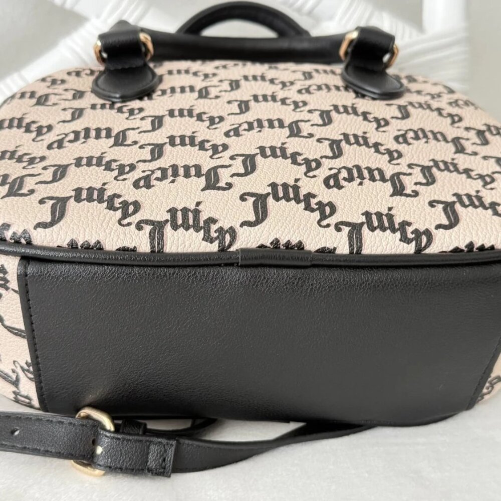NWT Juicy Couture Gothic Logo Crossbody Satchel Bag Heart Charm Beige & Black - Picture 15 of 15